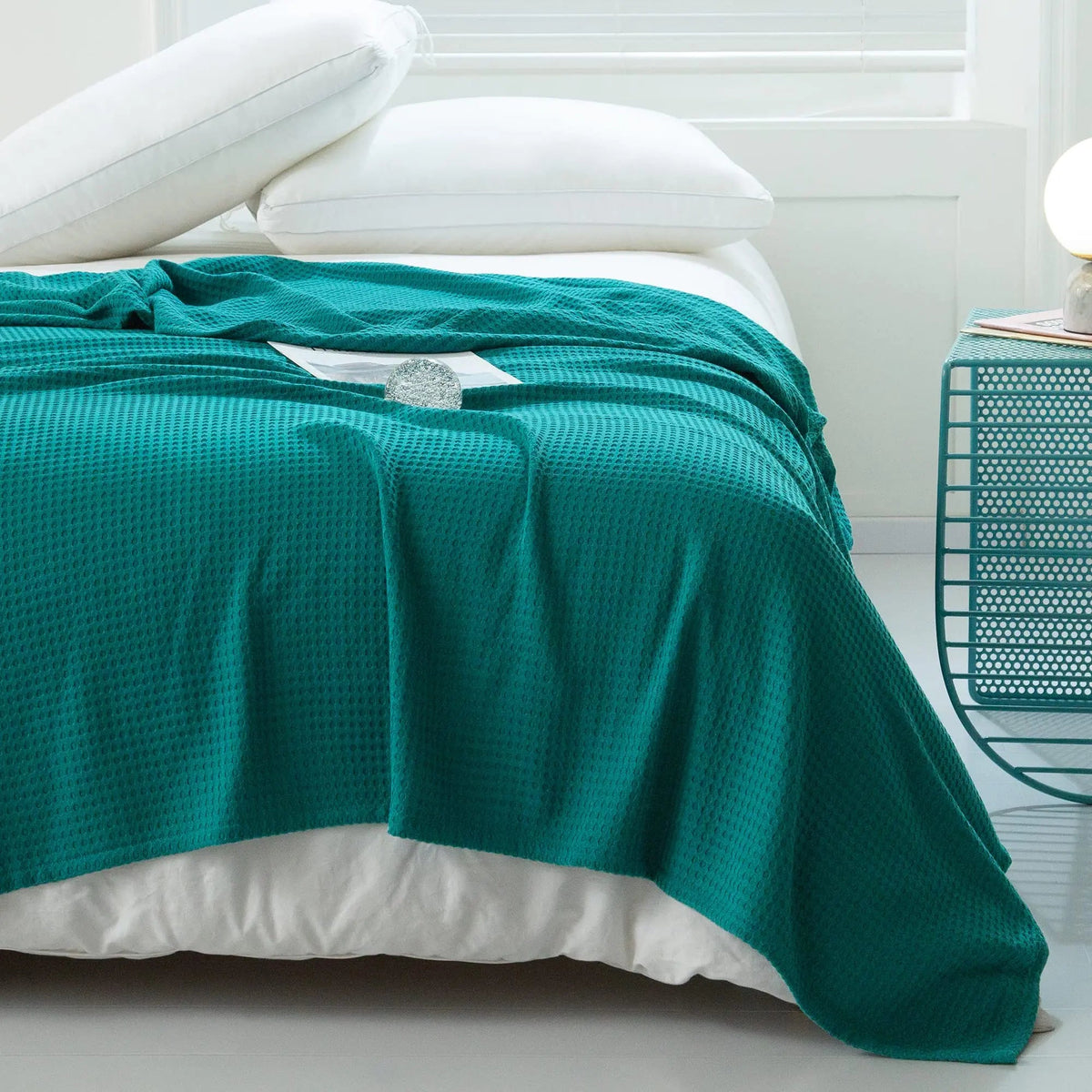 Bamboo Cooling Blanket Breathable Lightweight Bedroom Throw