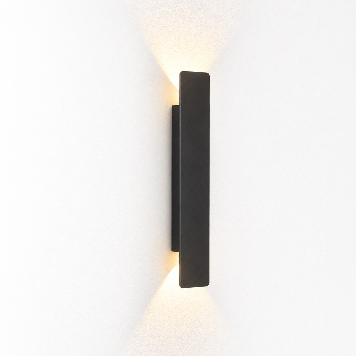 Lumora Modern Linear Wall Lamp