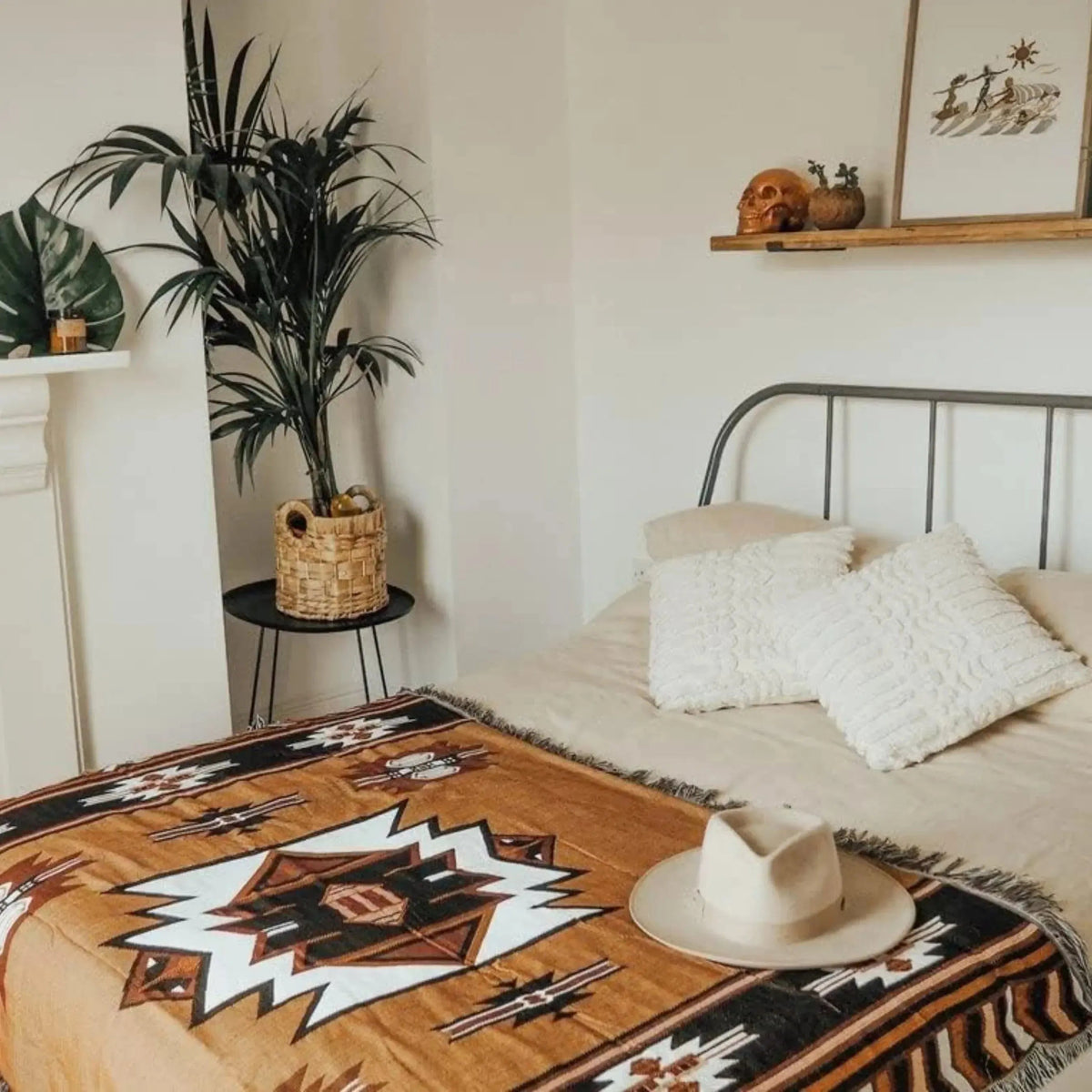 Woven Throw Blanket with Tassels Reversible Brown Sofa Bed