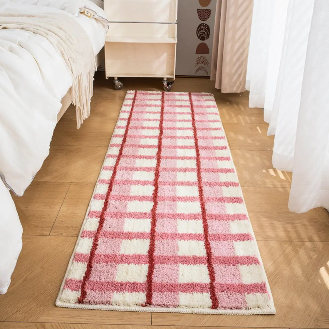 Geometric Flocked Bath Mat with Anti Slip Base for Bathroom