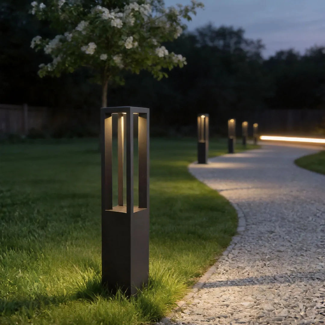 Modern Black LED Bollard Garden Light for Outdoor Landscape Pathway